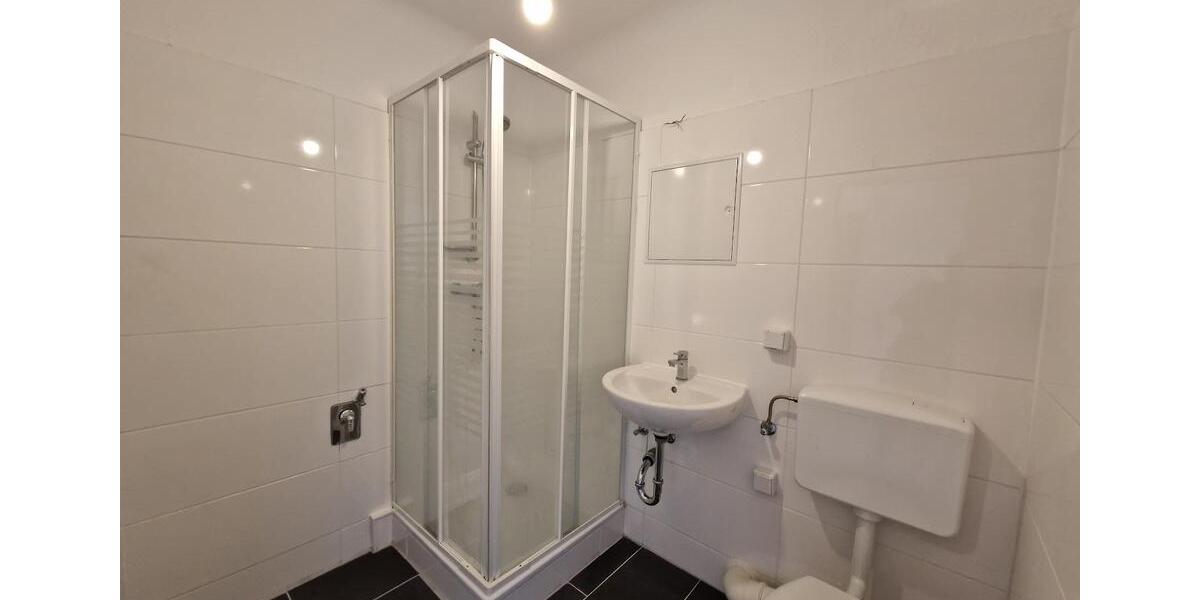 Dachgeschoßwohnung Zerbst (Anhalt) - 2 Zimmer, 50 m&sup2;, 255&euro; | Angebot:24783342