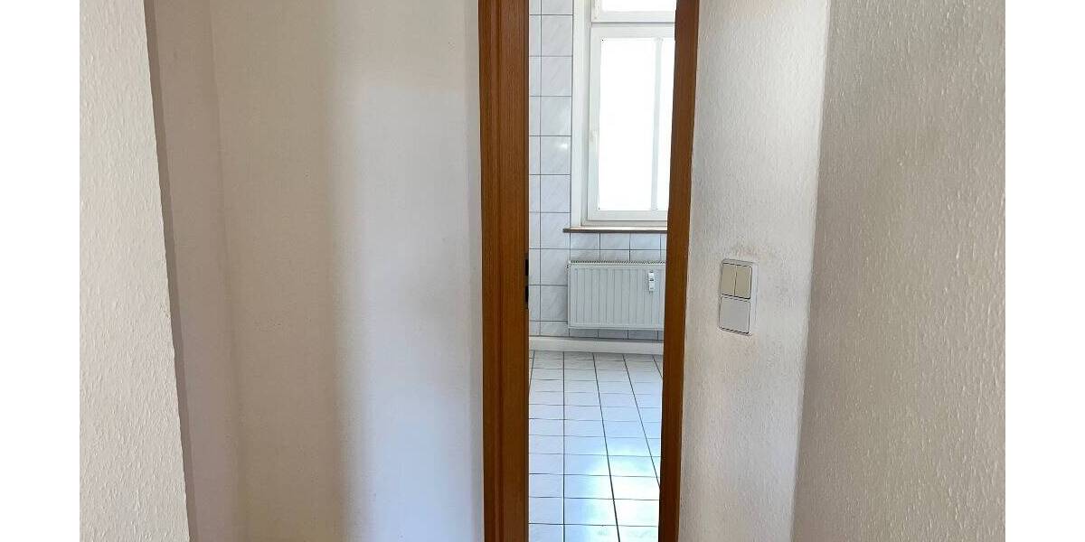 Etagenwohnung Plauen Stadtmitte - 2 Zimmer, 62 m&sup2;, 310&euro; | Angebot:26319822