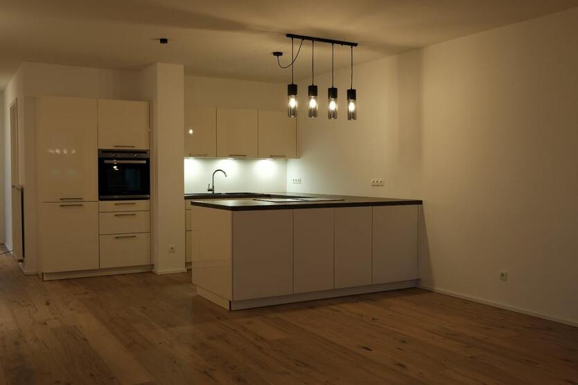 3-Zimmer-Wohnung mit EBK und Balkon in Kaiserslautern, Stellplatz