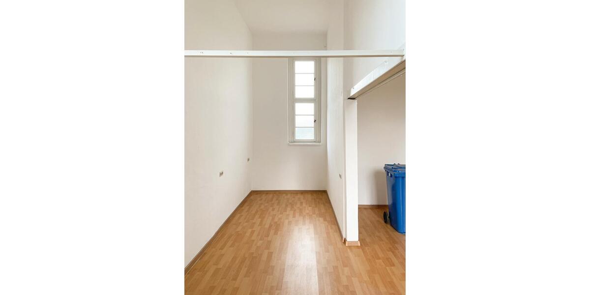 Neu renoviert! Kioskfläche direkt vom Eigentümer im Bahnhof Oestrich Winkel zu vermieten! zimmer