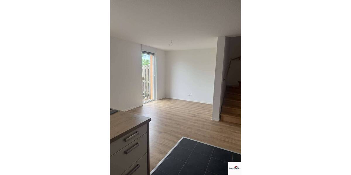 Reihenmittelhaus Feucht - 6 Zimmer, 152 m&sup2;, 1.500&euro; | Angebot:26730698