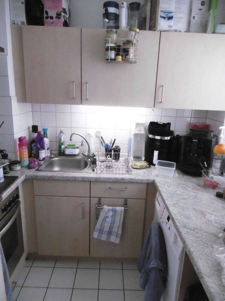 Bitte unsere Fragen beachten! HH-Horn, 2 Zimmer Wohnung mit Balkon