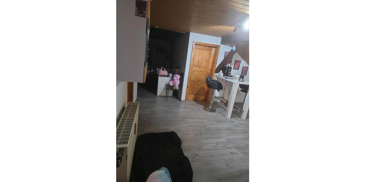 Dachgeschoßwohnung Tann (Rhön) - 3 Zimmer, 85 m&sup2;, 550&euro; | Angebot:25926165