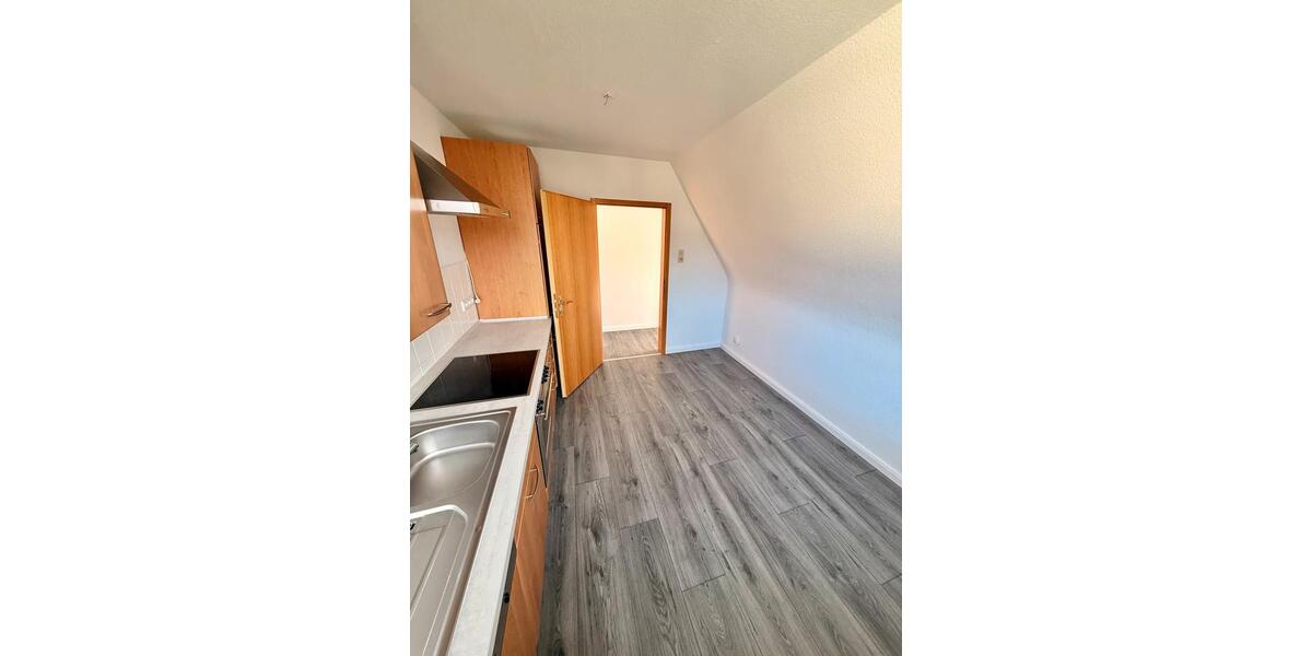 Dachgeschoßwohnung Wurster Nordseeküste - 2.5 Zimmer, 80 m&sup2;, 780&euro; | Angebot:25972260