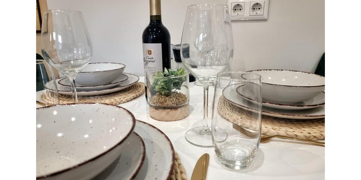 Voll möblierte 2-Zimmer-Whg. im Zentrum von Cottbus-3 Personen(I) 2 zimmer