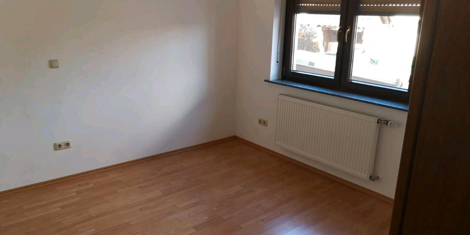 Erdgeschoßwohnung Künzell - 1 Zimmer, 40 m&sup2;, 550&euro; | Angebot:26581610