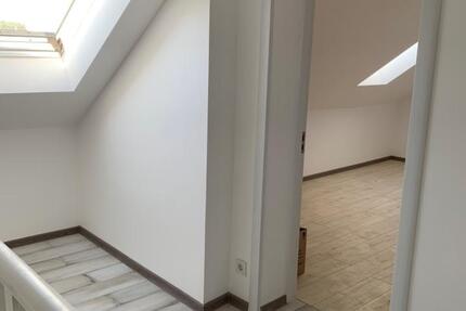 Raum für Kosmetik, Massage ... im DG in Wolmirsleben zu vermieten zimmer