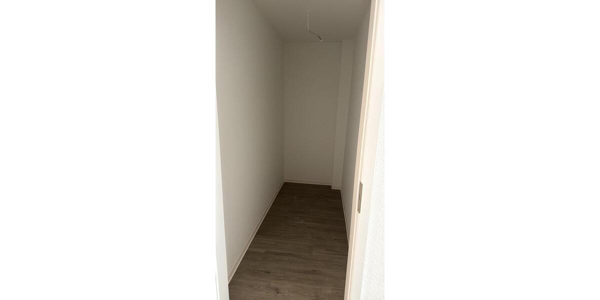 Erdgeschoßwohnung Kehl - 2 Zimmer, 68 m&sup2;, 1.140&euro; | Angebot:26325779