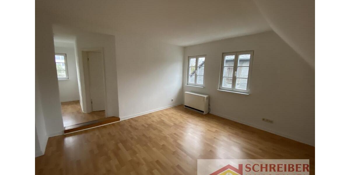 Dachgeschoßwohnung Bad Laasphe - 2 Zimmer, 47 m&sup2;, 400&euro; | Angebot:24771170