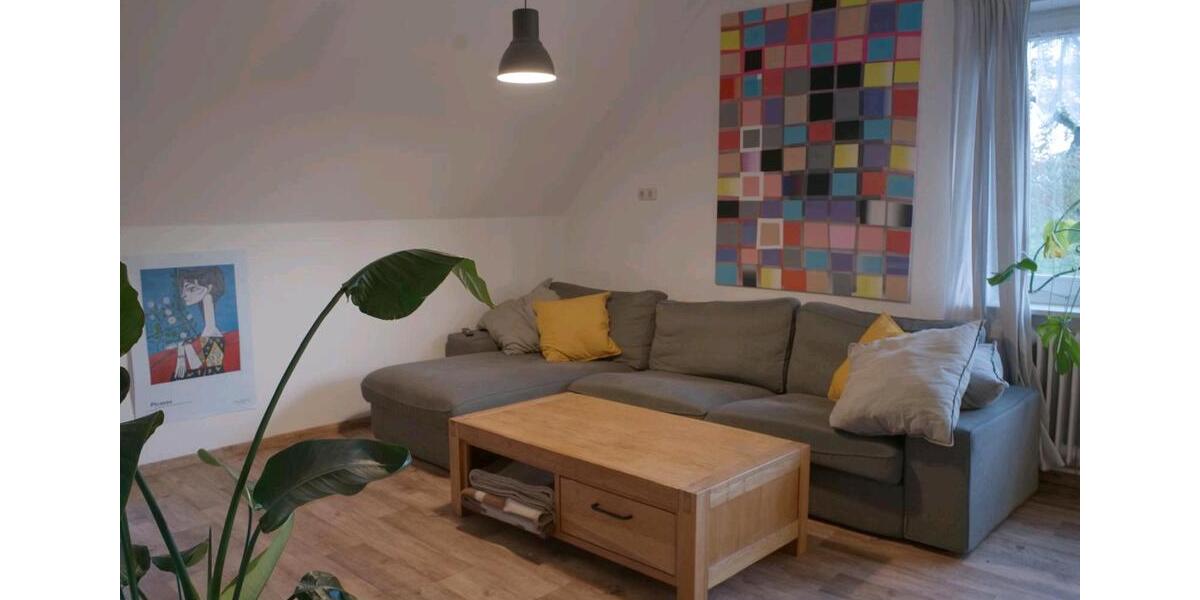 Oberwohnung ab dem 01.02.2026 in VarelBrunne 2 zimmer