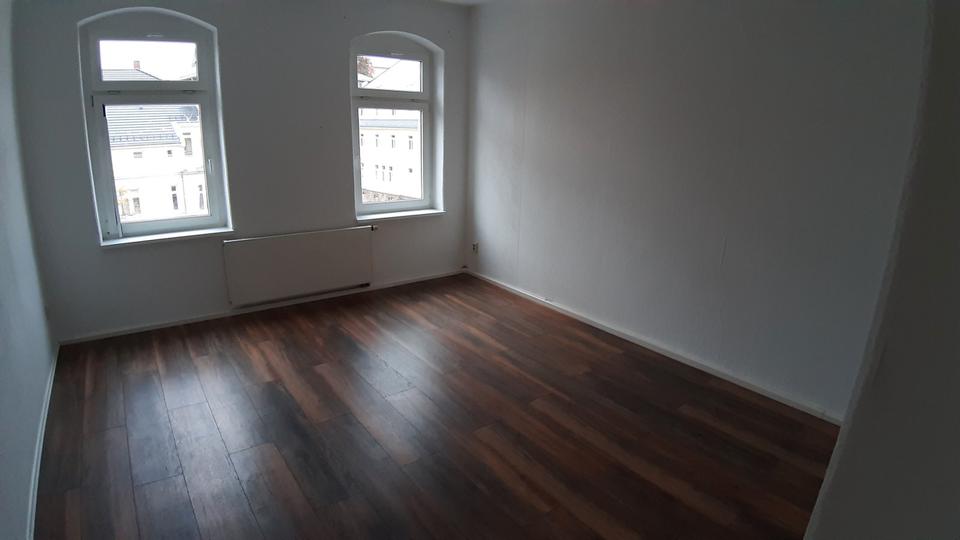 Etagenwohnung Penig - 3 Zimmer, 72 m&sup2;, 432&euro; | Angebot:26565895
