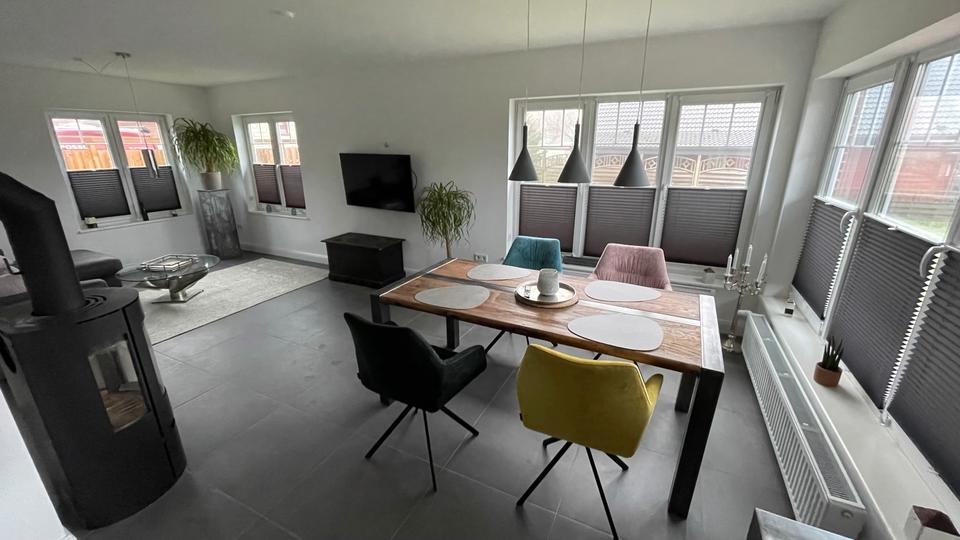 Einfamilienhaus Husum - 3 Zimmer, 95 m&sup2;, 1.400&euro; | Angebot:25219570