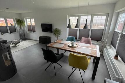 Haus Husum - 3 Zimmer, 95 m&sup2;, 1.400&euro; | Angebot:25219570