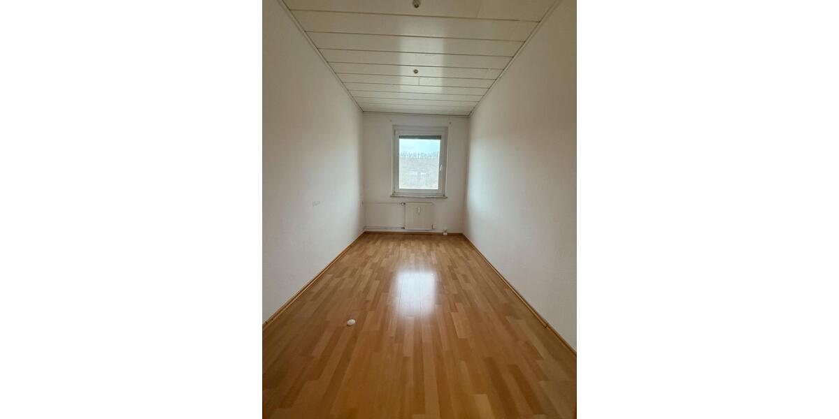 Schöne, helle 3-Zimmer-Wohnung in attraktiver Lage von Rudolstad 3 zimmer