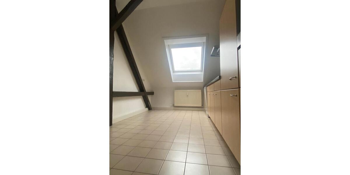 Dachgeschoßwohnung Zwickau Zwickau-West - 2 Zimmer, 56 m&sup2;, 340&euro; | Angebot:26649282