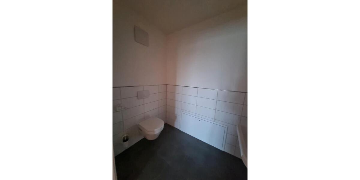 Etagenwohnung Radeberg - 3 Zimmer, 117 m&sup2;, 1.015&euro; | Angebot:26065730