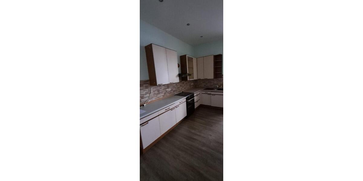 Erdgeschoßwohnung Pirmasens - 2 Zimmer, 95 m&sup2;, 850&euro; | Angebot:24658210