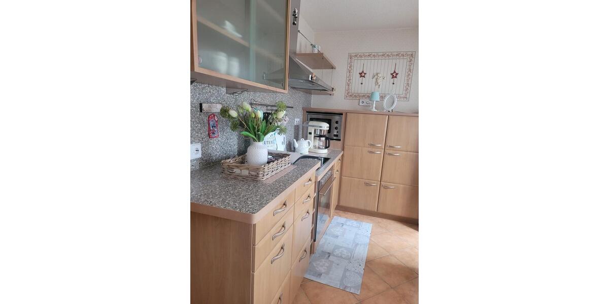 Dachgeschoßwohnung Borken (Hessen) - 2.5 Zimmer, 90 m&sup2;, 650&euro; | Angebot:25988970