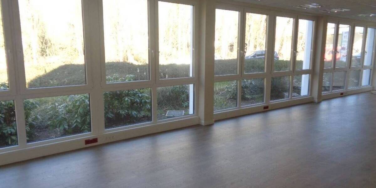 Gewerbeobjekt Steinhagen - 3 Zimmer, 120 m&sup2;, 1.200&euro; | Angebot:23886457