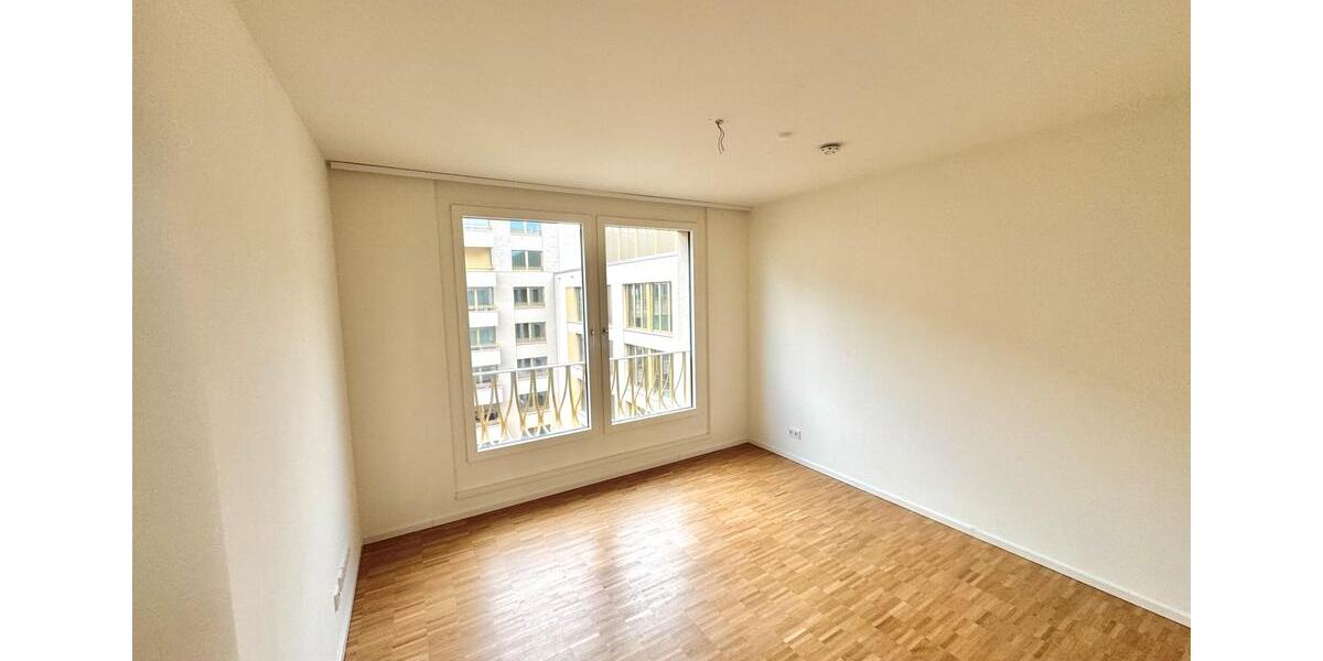 Etagenwohnung Berlin Mitte - 3 Zimmer, 87 m&sup2;, 2.526&euro; | Angebot:26602576