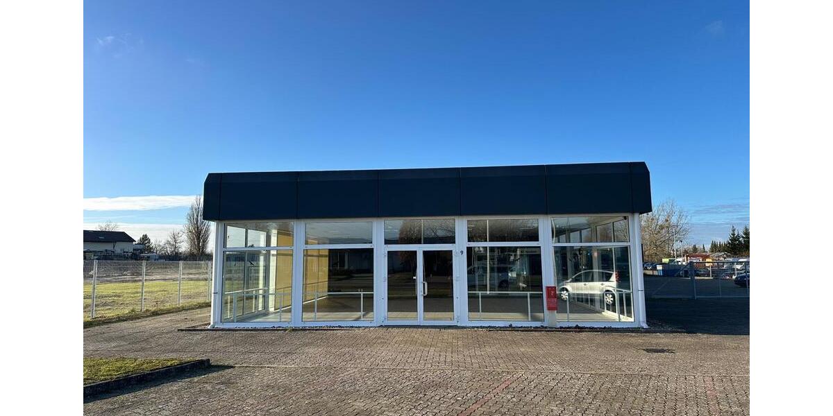 GEWERBEOBJEKT AUTOHAUS HALLE WERKSTATT FIRMENSITZ LAGER zimmer