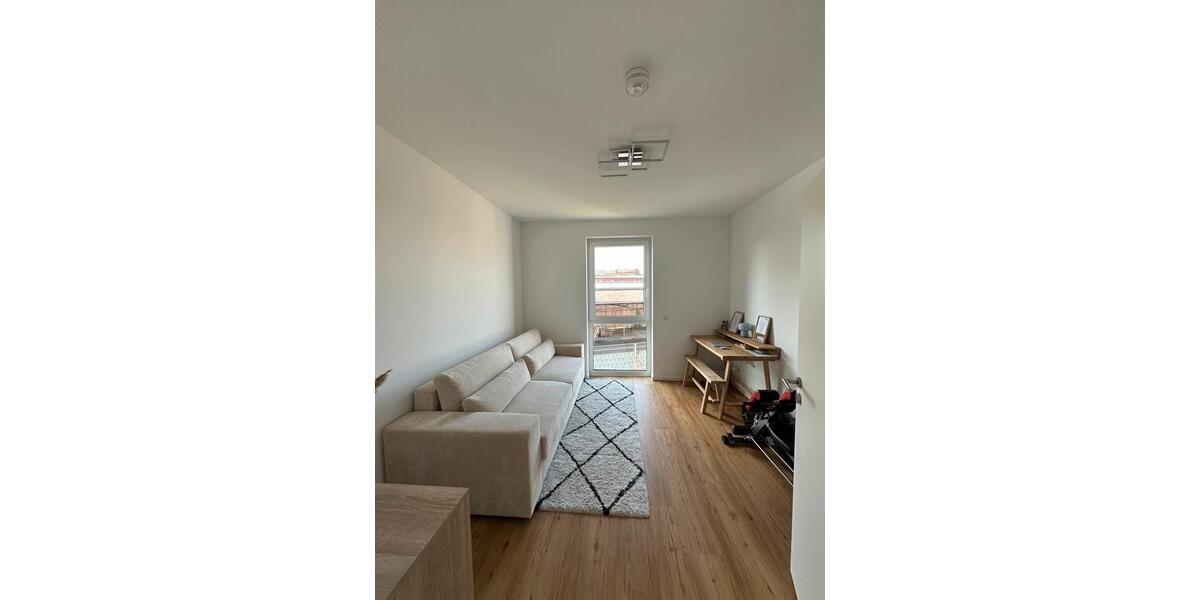 Etagenwohnung Wolmirstedt - 3.5 Zimmer, 102 m&sup2;, 1.267&euro; | Angebot:26602660
