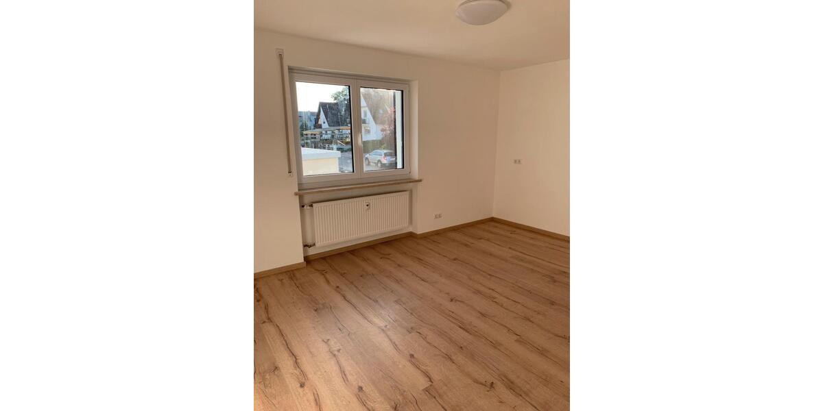 Etagenwohnung Altenmünster - 4 Zimmer, 100 m&sup2;, 1.050&euro; | Angebot:26582573