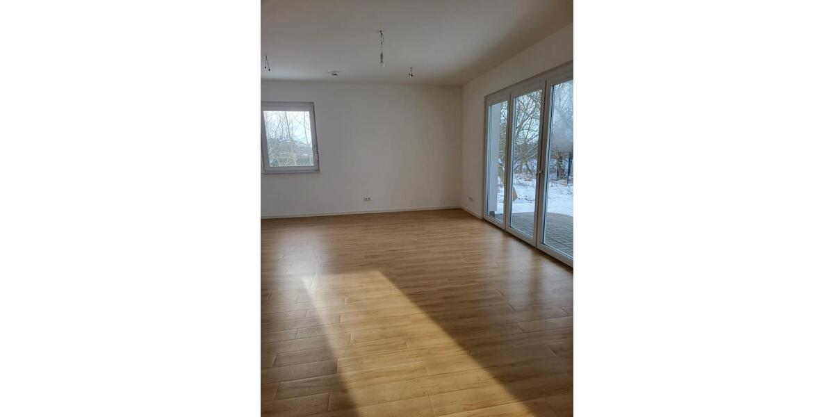 Erdgeschoßwohnung Nauen - 2 Zimmer, 80 m&sup2;, 987&euro; | Angebot:24863035