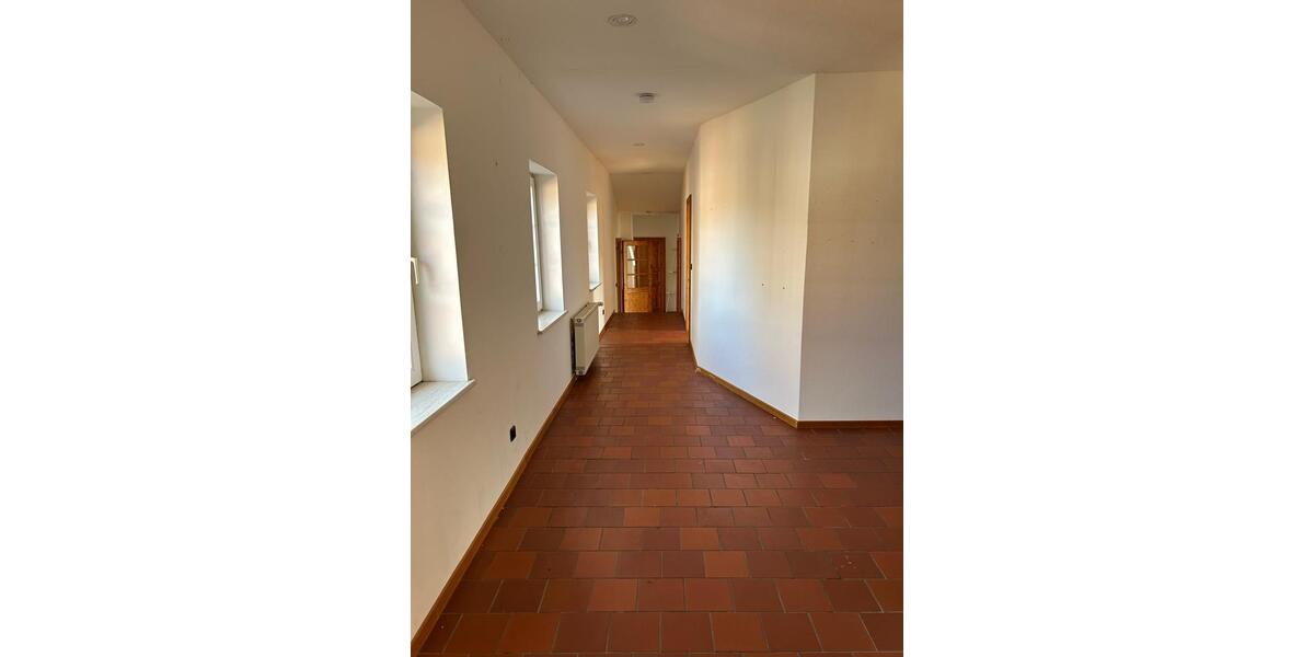 Dachgeschoßwohnung Sprakensehl - 4 Zimmer, 120 m&sup2;, 690&euro; | Angebot:26517095