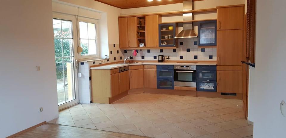 Erdgeschoßwohnung Bamberg Am Bruderwald - 6 Zimmer, 1.290&euro; | Angebot:23601650