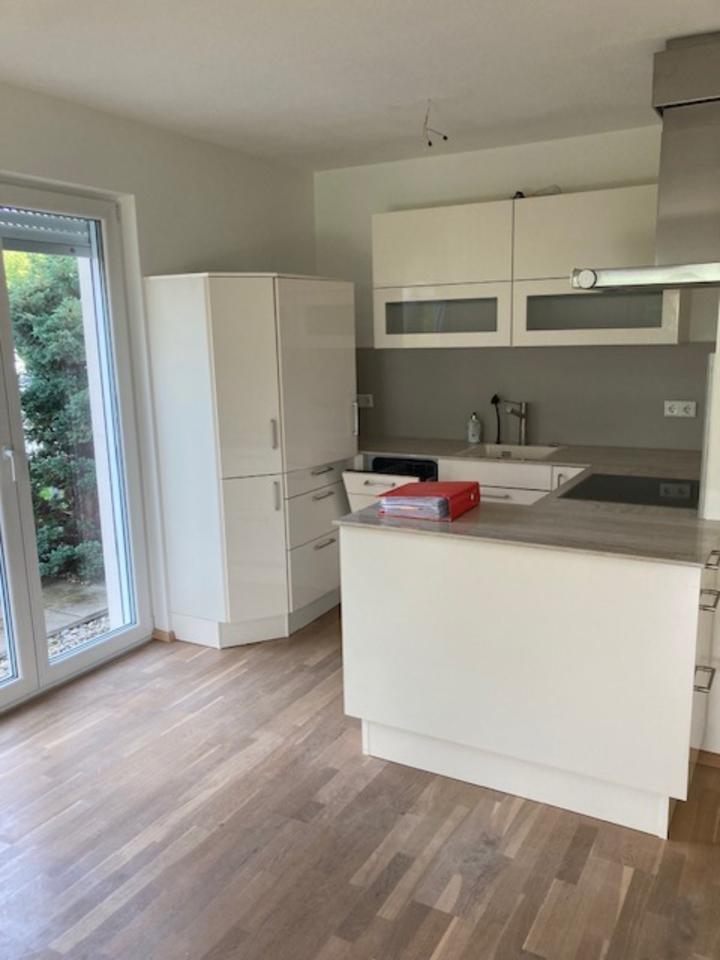 2-Zimmer Erdgeschoßwohnung mit schönen Garten