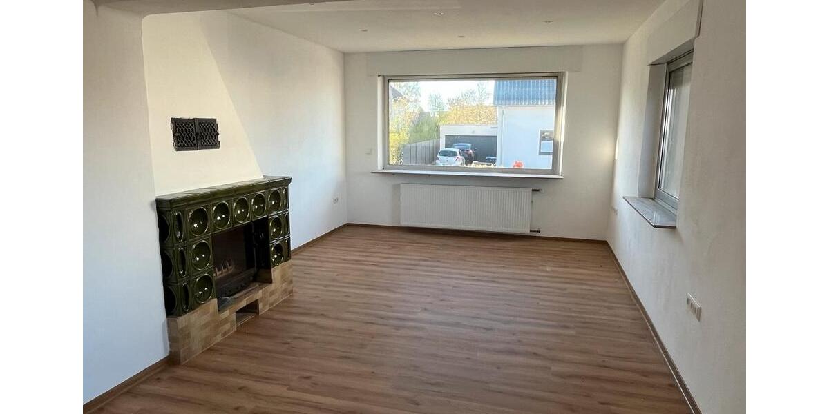 Einfamilienhaus Homburg - 6 Zimmer, 165 m&sup2;, 1.650&euro; | Angebot:26197277