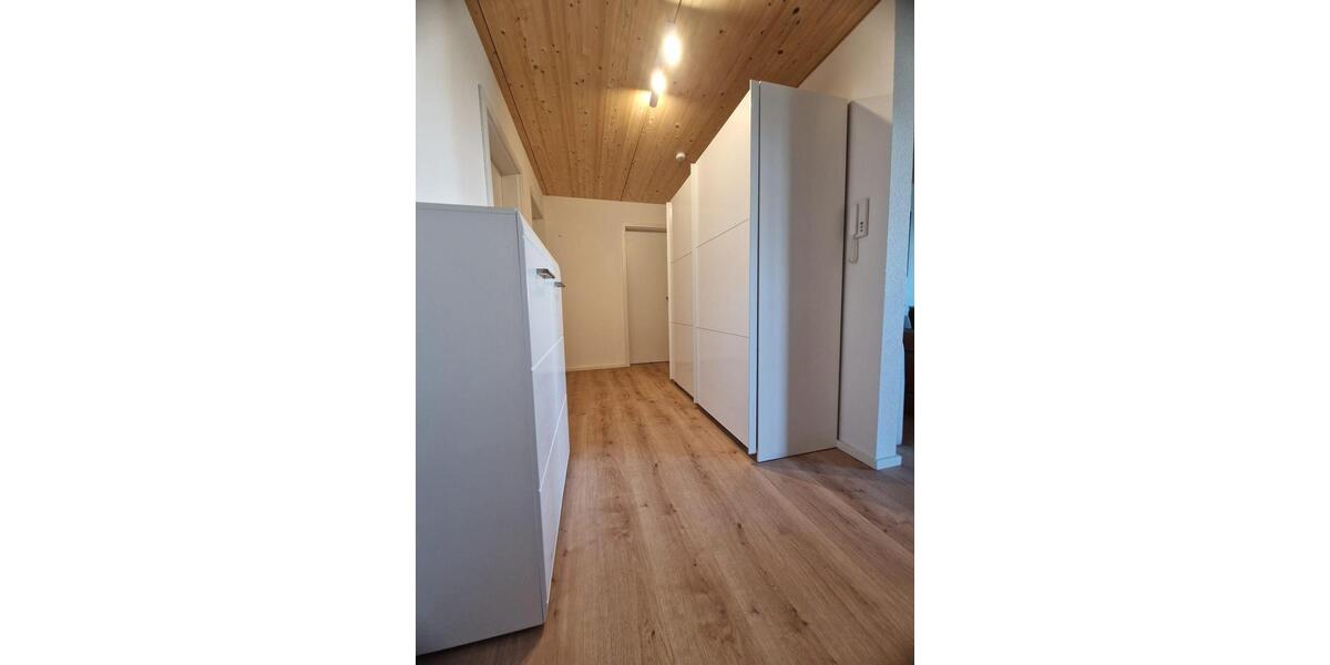 Erdgeschoßwohnung Hambrücken - 3 Zimmer, 118 m&sup2;, 1.370&euro; | Angebot:26048165