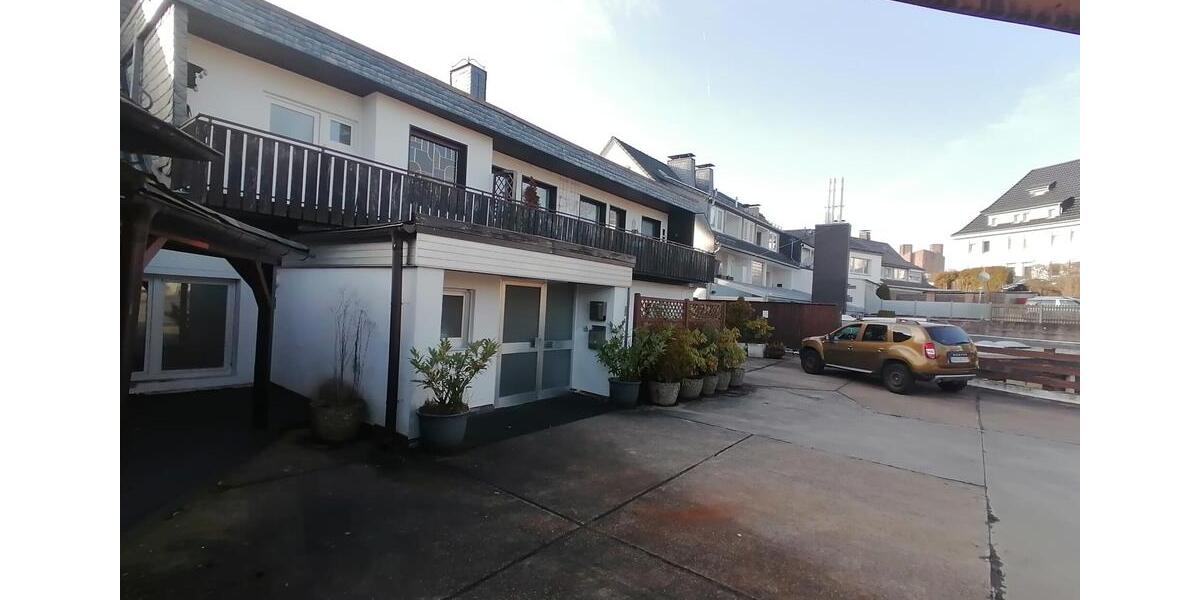 Etagenwohnung Meschede - 3 Zimmer, 90 m&sup2;, 690&euro; | Angebot:25268234