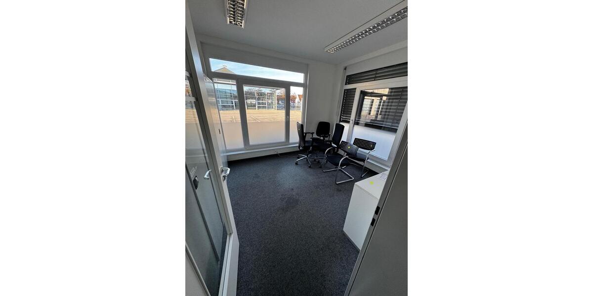 Gewerbeimmobilie Büro Laden Office In Bestlage zimmer