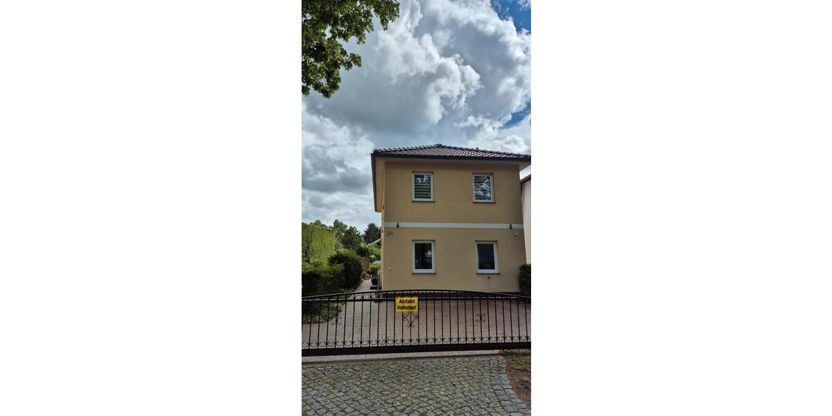 Einfamilienhaus Erkner - 3 Zimmer, 110 m&sup2;, 1.950&euro; | Angebot:26604921