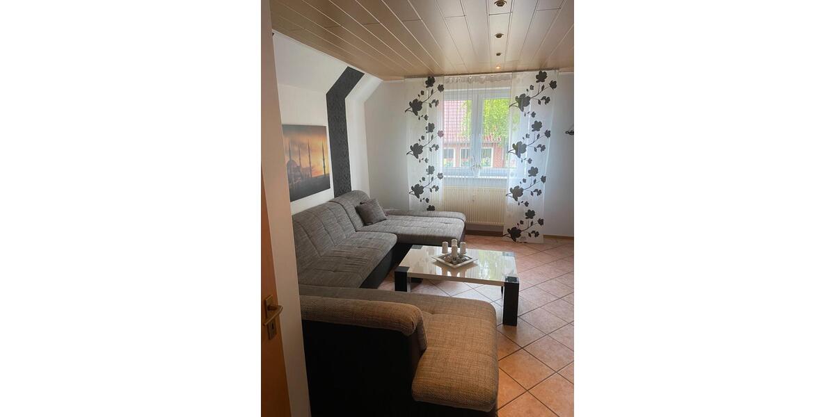 Dachgeschoßwohnung Papenburg - 5 Zimmer, 110 m&sup2;, 690&euro; | Angebot:26420471