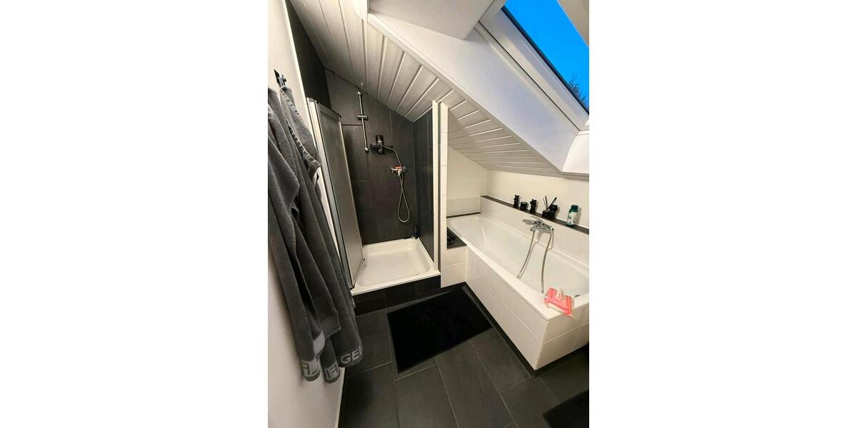 Dachgeschoßwohnung Buch am Buchrain Mitterbuch - 3.5 Zimmer, 110 m&sup2;, 1.450&euro; | Angebot:25931402