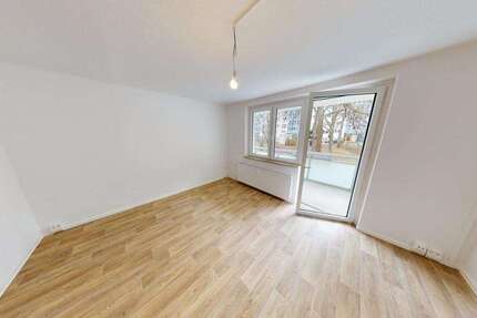 Wohnung Chemnitz Zentrum - 2 Zimmer, 65 m&sup2;, 450&euro; | Angebot:27294663