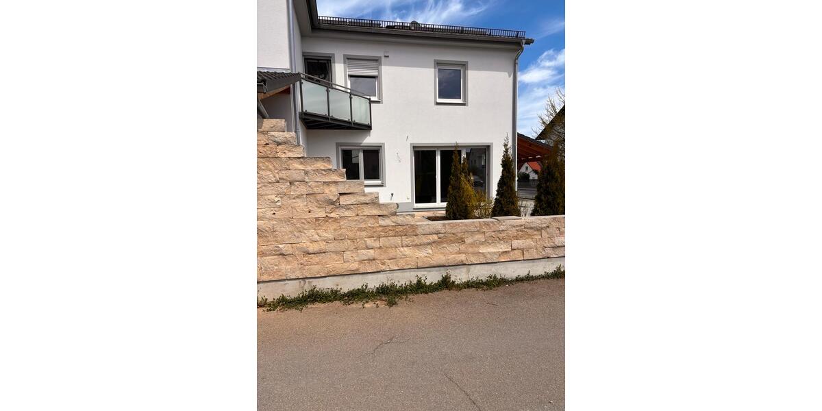 Doppelhaushälfte Aresing - 4 Zimmer, 120 m&sup2;, 1.550&euro; | Angebot:26331653