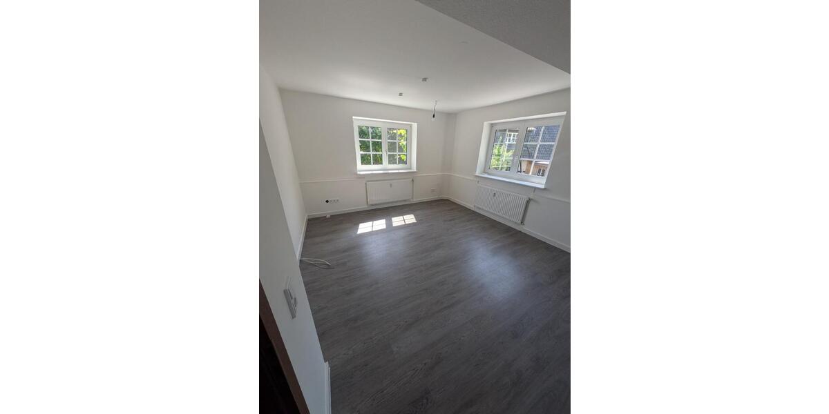 Erdgeschoßwohnung Marienheide - 3 Zimmer, 78 m&sup2;, 819&euro; | Angebot:24397226