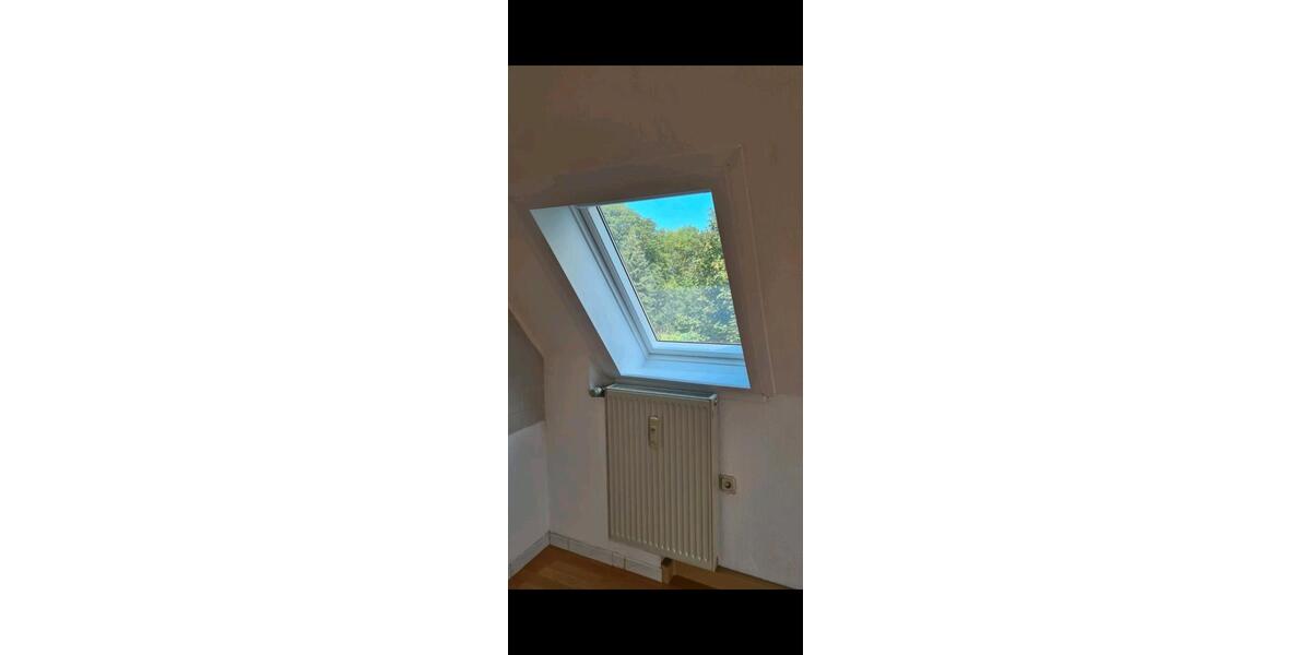 Dachgeschoßwohnung Staßfurt - 2 Zimmer, 54 m&sup2;, 330&euro; | Angebot:25755358