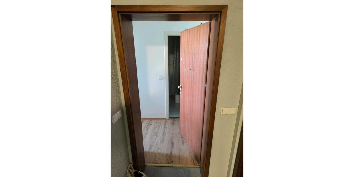 Dachgeschoßwohnung Karlsruhe - 1 Zimmer, 35 m&sup2;, 750&euro; | Angebot:25841331