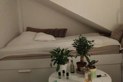 Gemütliche 2 Zimmer Wohnung zur Zwischenmiete (Dezember) zimmer