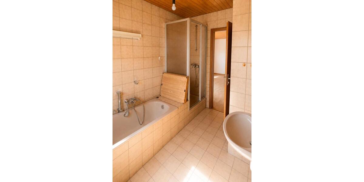 Dachgeschoßwohnung Schwäbisch Gmünd - 3 Zimmer, 69 m&sup2;, 650&euro; | Angebot:26595165