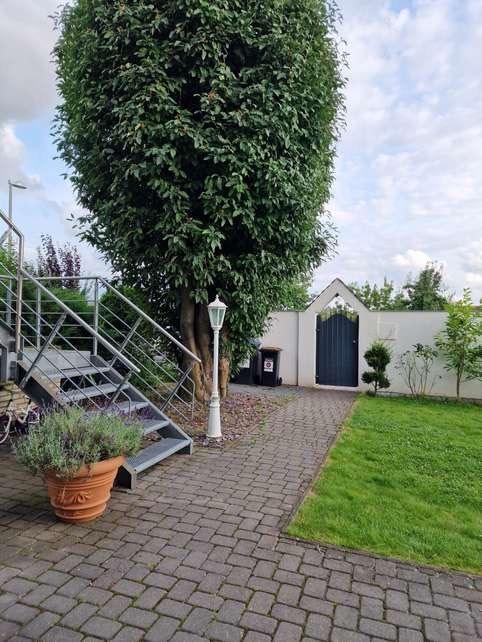 Schöne 2.Zimmer Wohnung mit EBK und Blk. in ruhiger Wohnlage