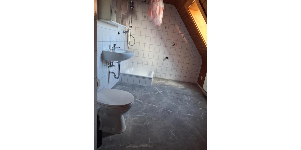 Etagenwohnung Meßstetten - 1.5 Zimmer, 30 m&sup2;, 475&euro; | Angebot:26049576