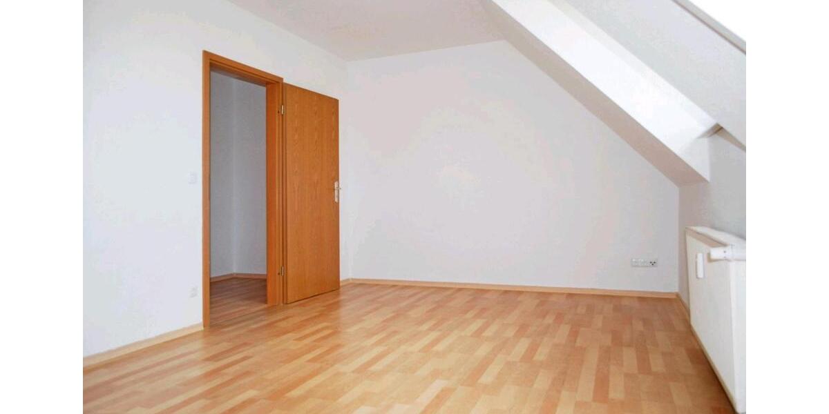 Dachgeschoßwohnung Cottbus Brunschwig - 1 Zimmer, 31 m&sup2;, 490&euro; | Angebot:25319731