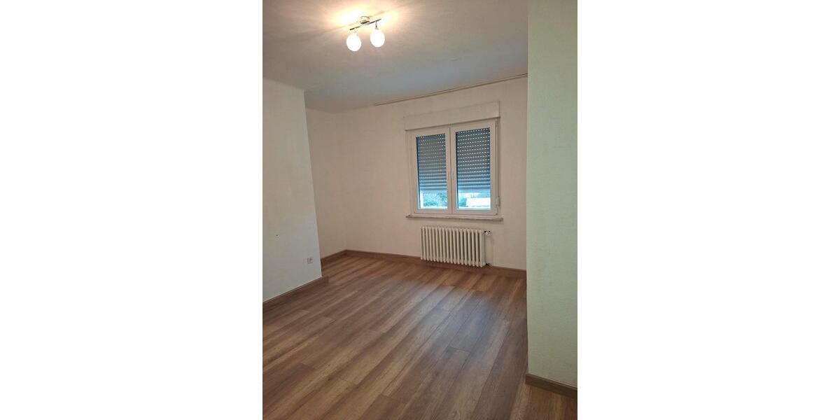 Etagenwohnung Bitburg - 4 Zimmer, 102 m&sup2;, 950&euro; | Angebot:24981477