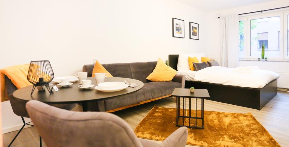 Modernes Business-Studio | Parkplatz | Hbf | All-in 1 zimmer